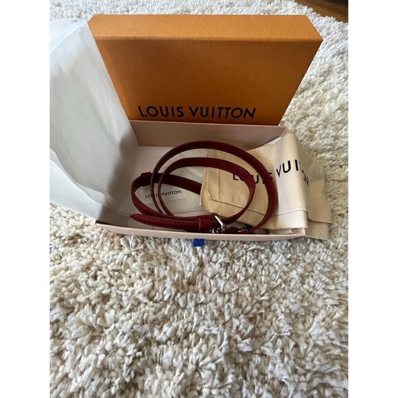 Authentic Louis Vuitton Adjustable Shoulder Strap 16MM EPI - Picture 10 of 13